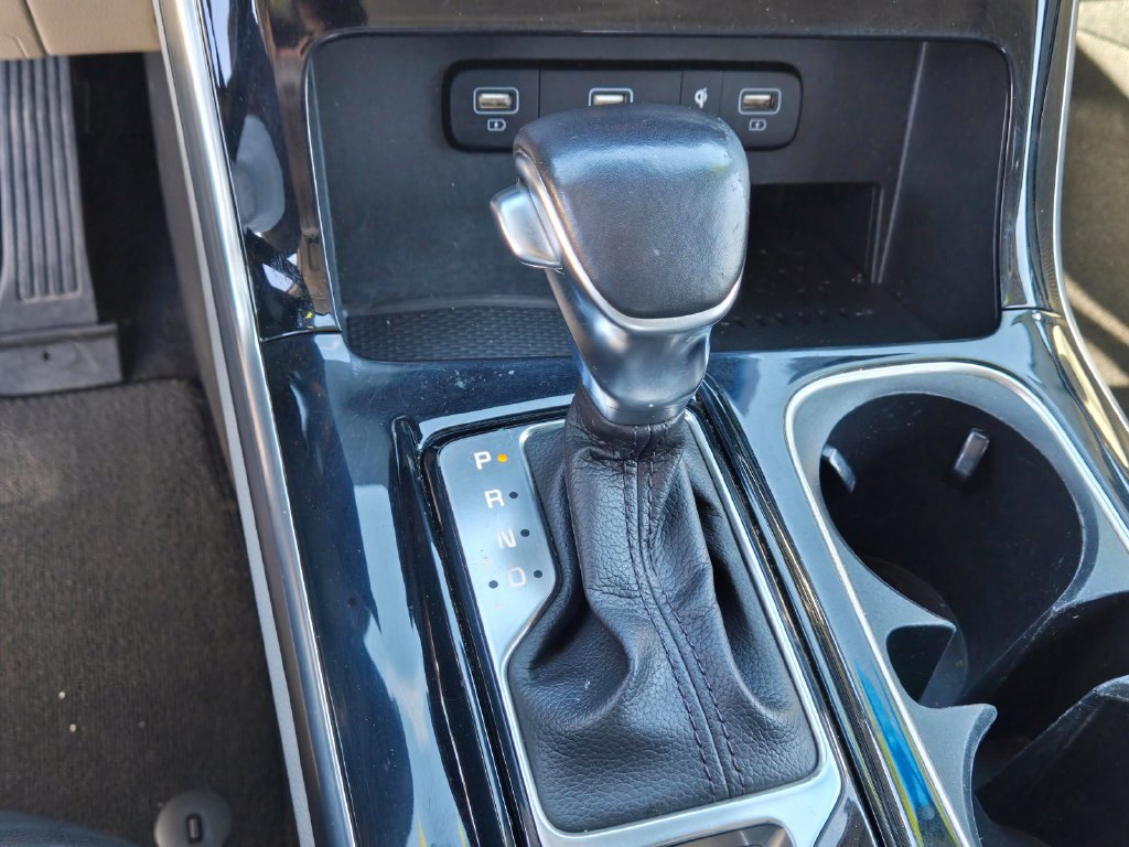 Used 2022 Kia Carnival SX Prestige FWD image 23
