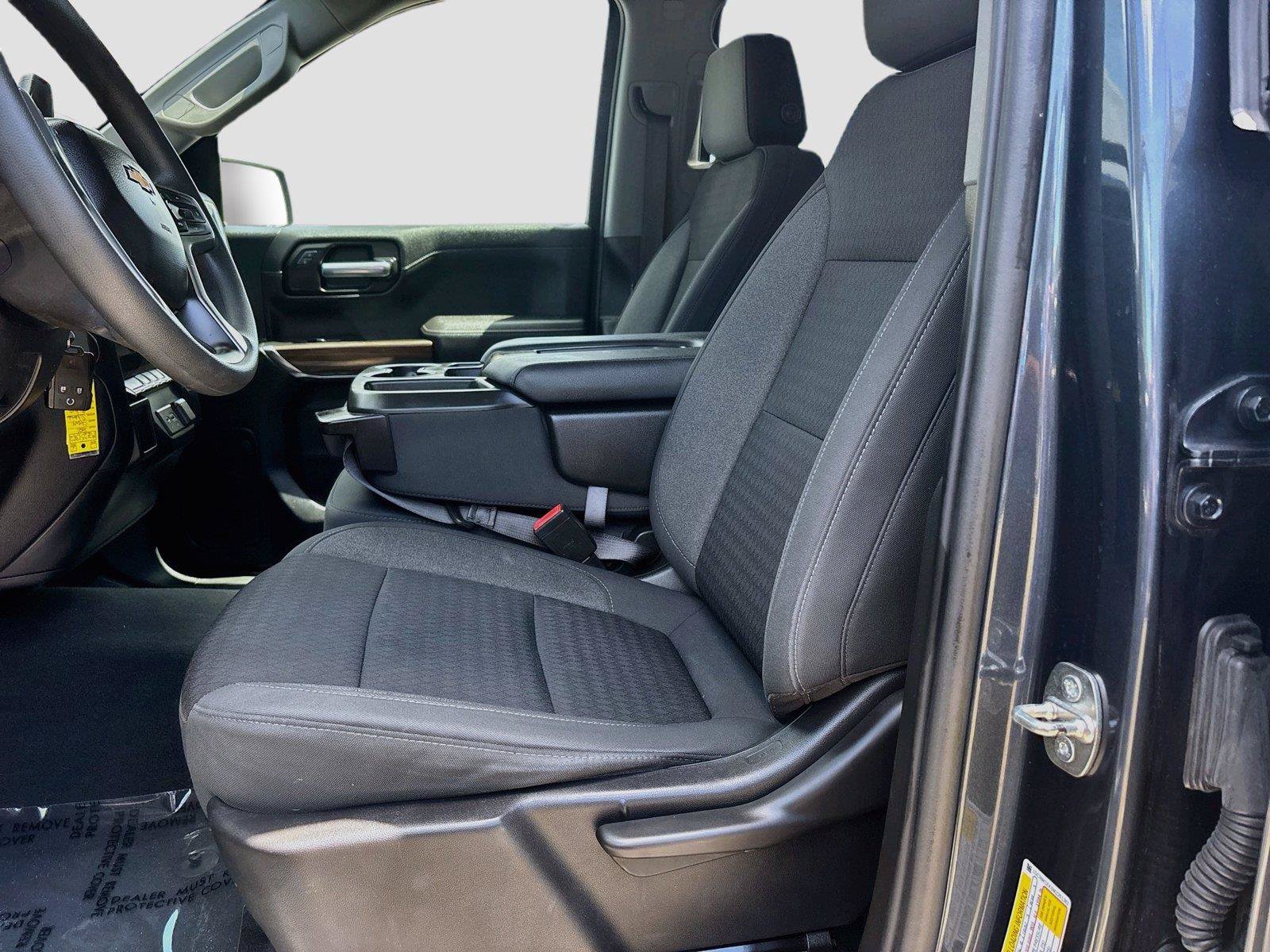 Used 2021 Chevrolet Silverado 1500 LT w/ Bed Protection Package RWD image 18