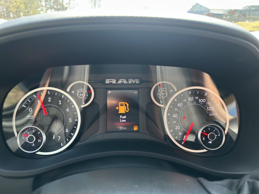 New 2026 RAM 2500 Big Horn AWD/4WD image 14