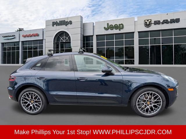 Used 2018 Porsche Macan Sport Edition AWD/4WD image 3