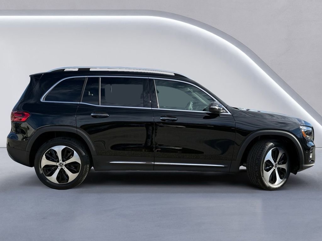 New 2026 Mercedes-Benz GLB 250 4MATIC image 3