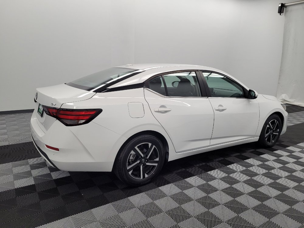 Used 2024 Nissan Sentra SV FWD image 10