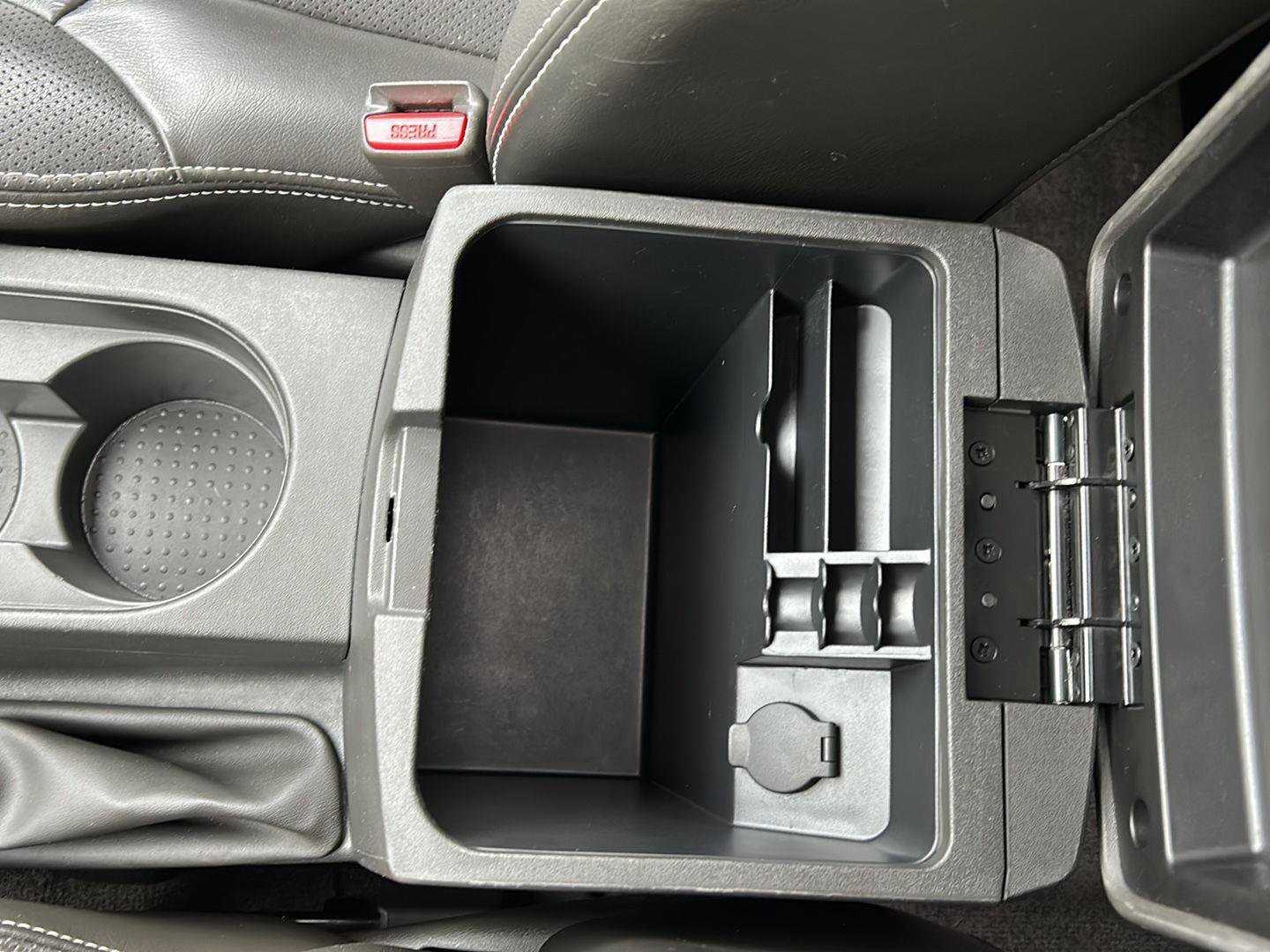 Used 2017 Nissan Frontier PRO-4X w/ Pro-4x Luxury Package image 19