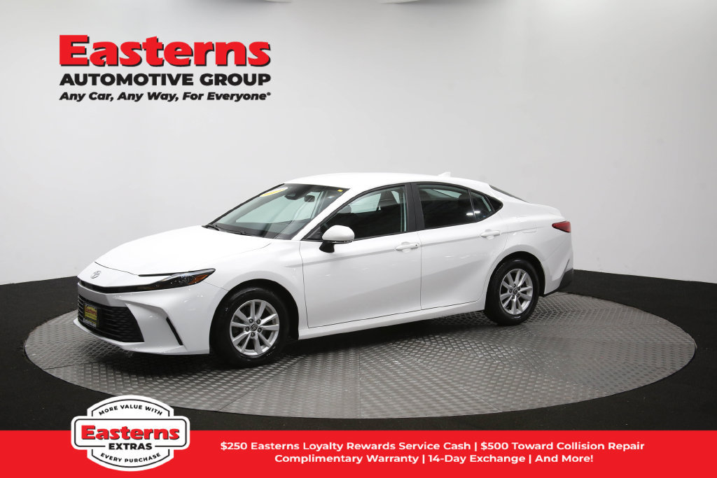 Used 2025 Toyota Camry LE FWD image 57