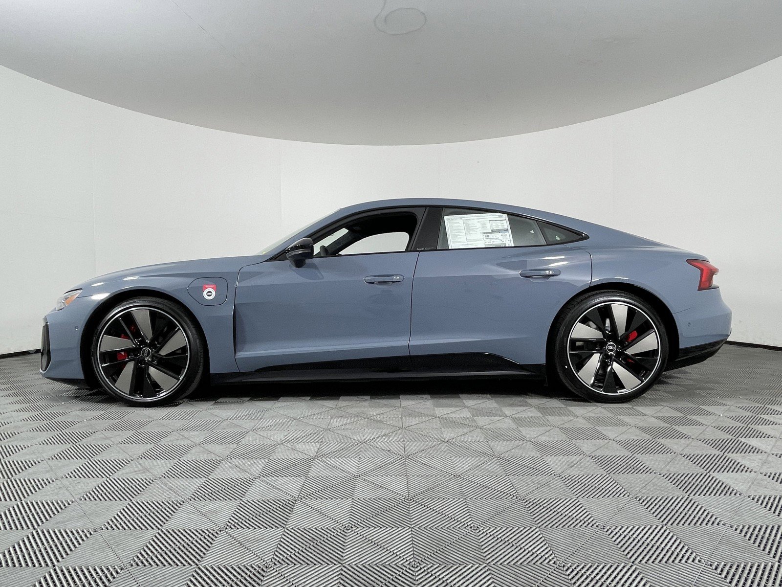 New 2026 Audi S e-tron GT Prestige image 11