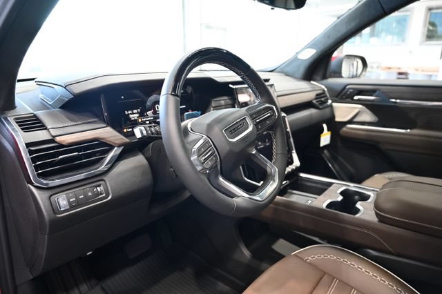 New 2026 GMC Acadia Denali Ultimate w/ LPO, Floor Liner Package AWD/4WD image 21