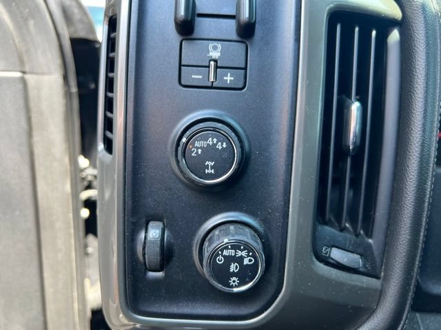Used 2017 Chevrolet Silverado 1500 High Country AWD/4WD image 10