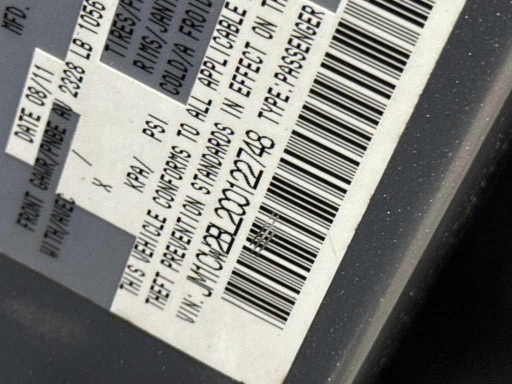 Used 2012 MAZDA MAZDA5 Sport image 26