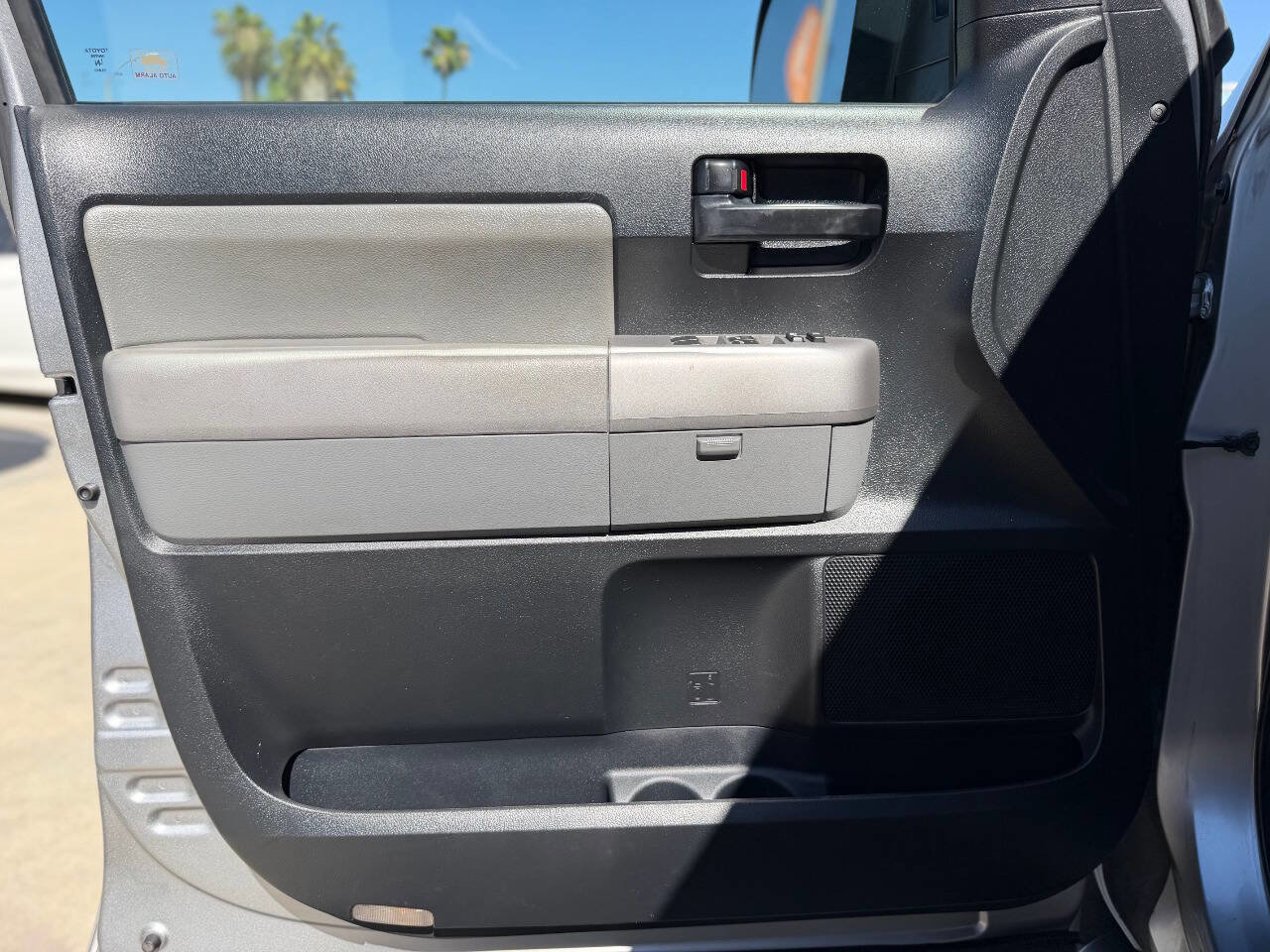 Used 2008 Toyota Sequoia SR5 image 17