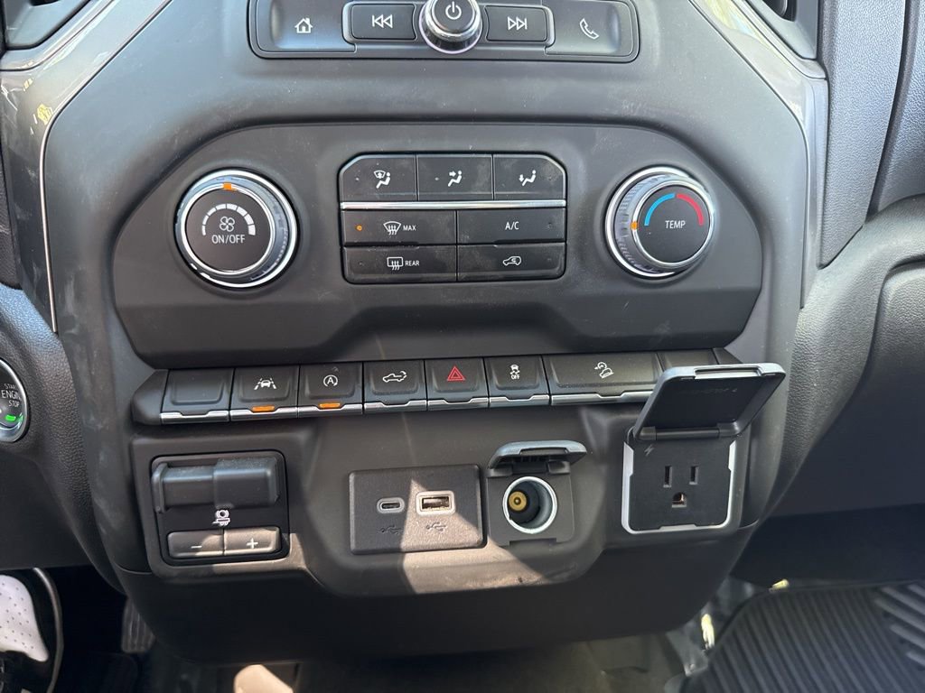 Used 2025 Chevrolet Silverado 1500 Custom Trail Boss AWD/4WD image 40