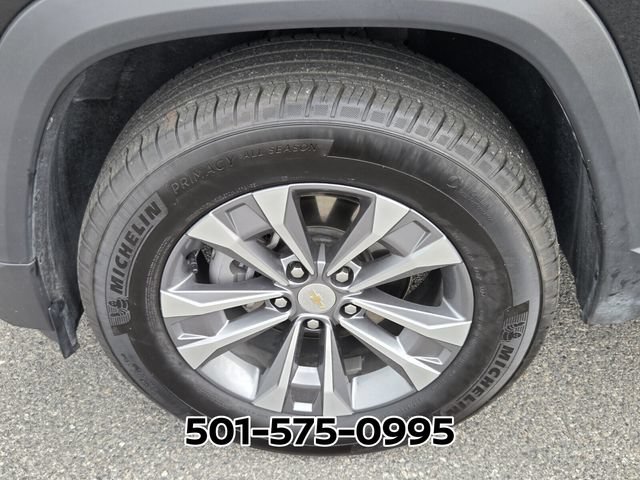 Used 2025 Chevrolet Equinox LT AWD/4WD image 19