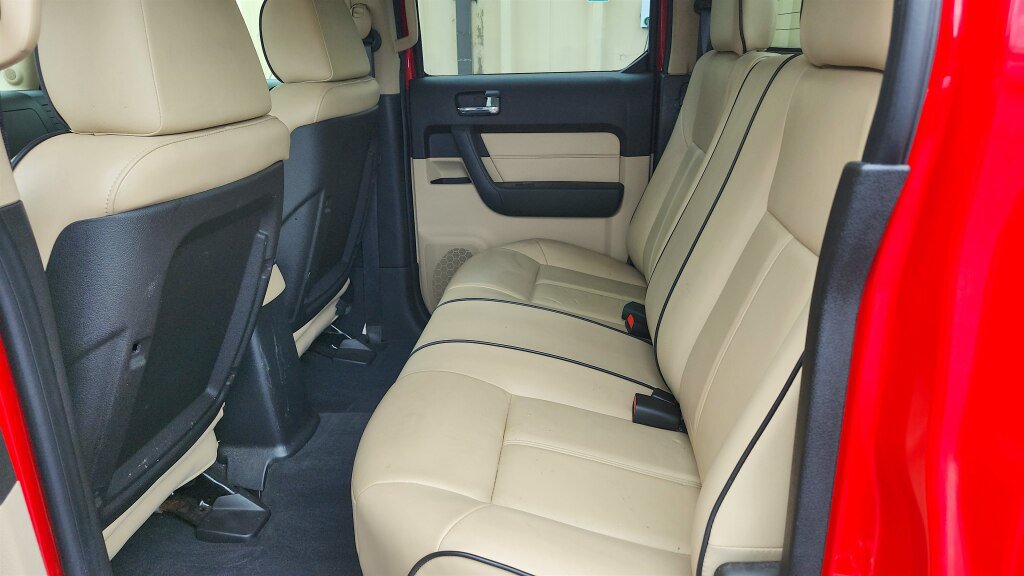 Used 2009 HUMMER H3T Luxury AWD/4WD image 16