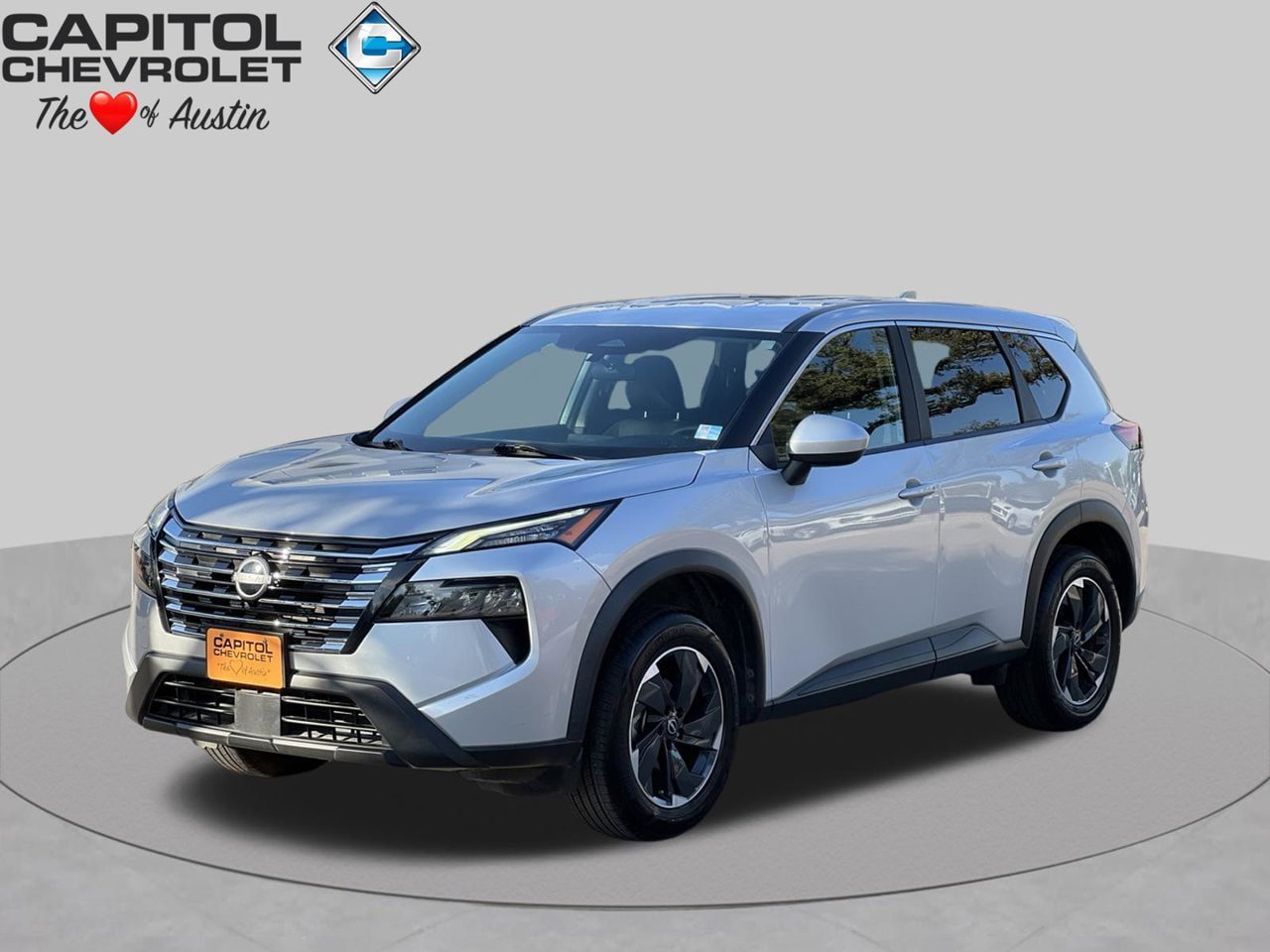 Used 2024 Nissan Rogue SV AWD/4WD image 1