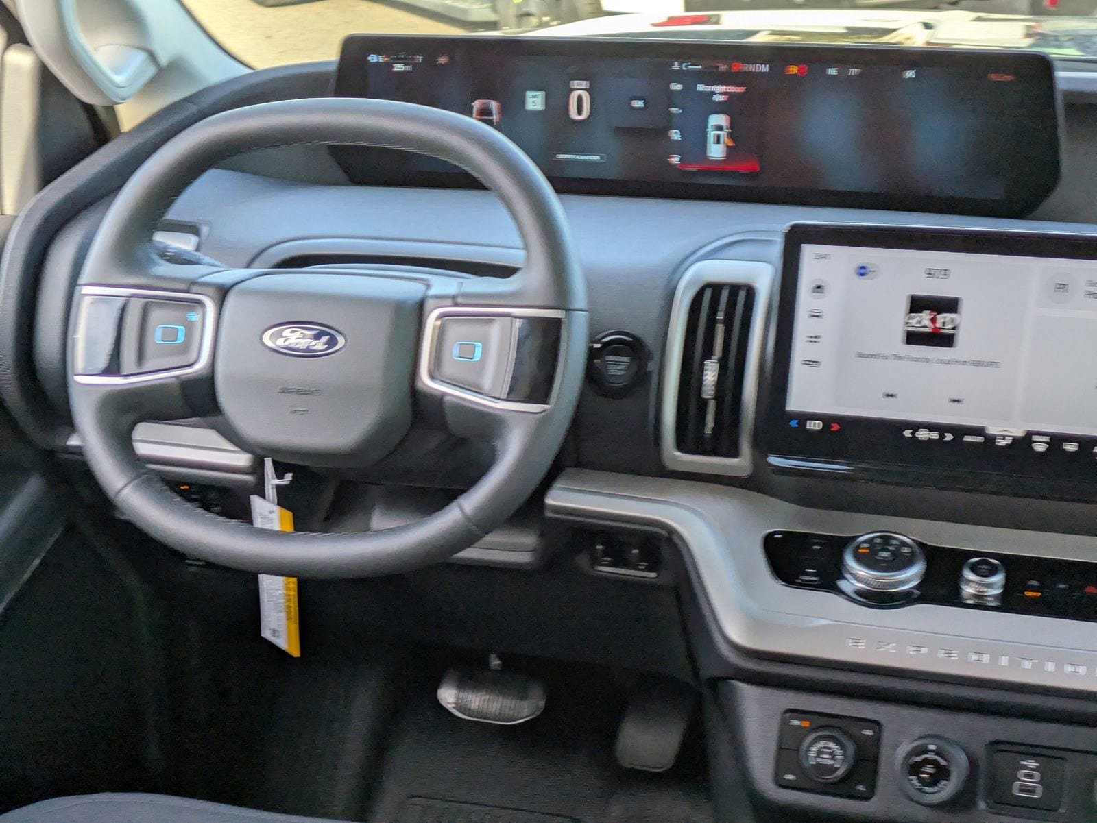 New 2026 Ford Expedition XL AWD/4WD image 17