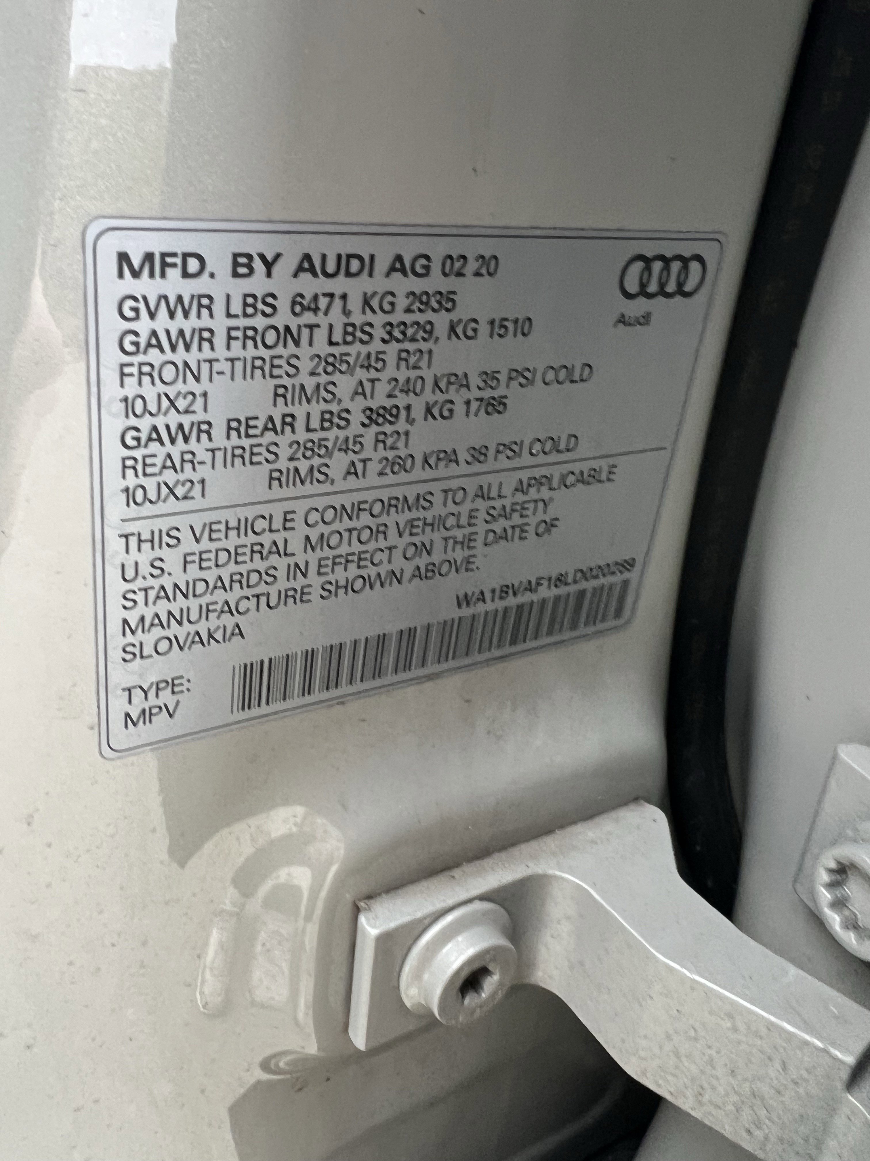 Used 2020 Audi Q8 Premium Plus w/ Premium Plus Package image 37