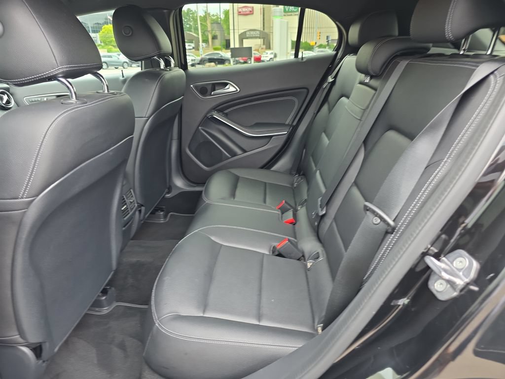 Used 2020 Mercedes-Benz GLA 250 image 12