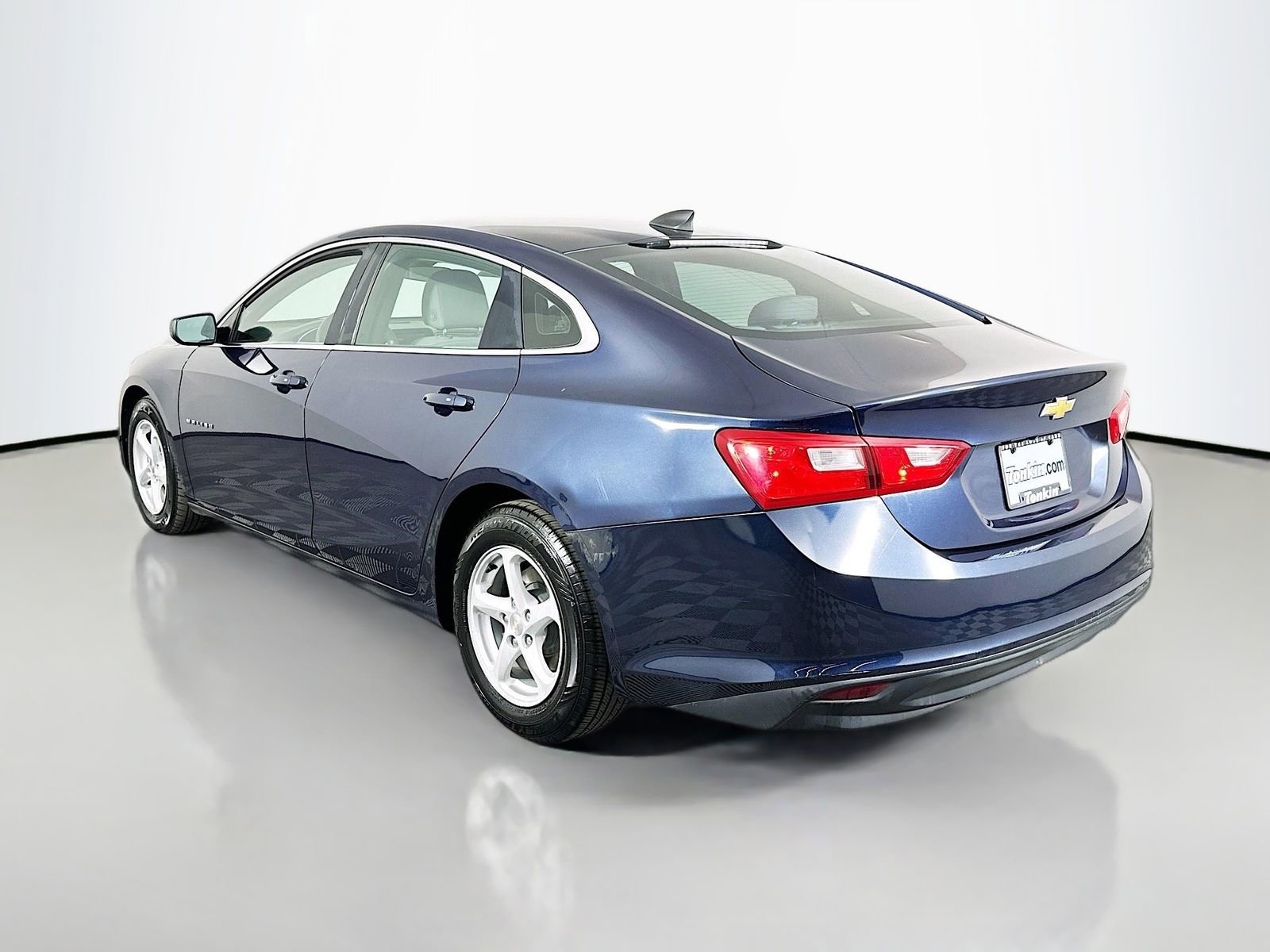 Used 2016 Chevrolet Malibu LS image 6