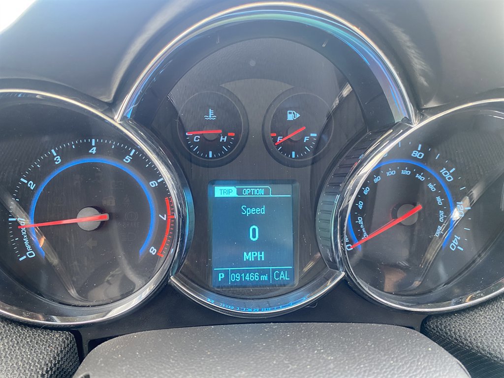 Used 2014 Chevrolet Cruze LT w/ RS Package image 19