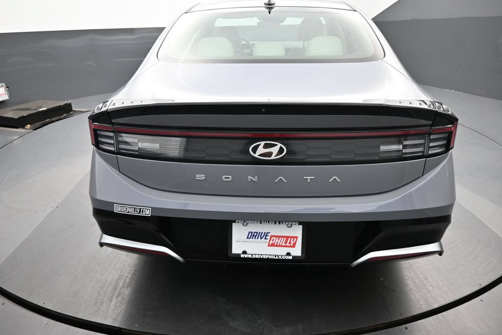 Used 2025 Hyundai Sonata SEL FWD image 7