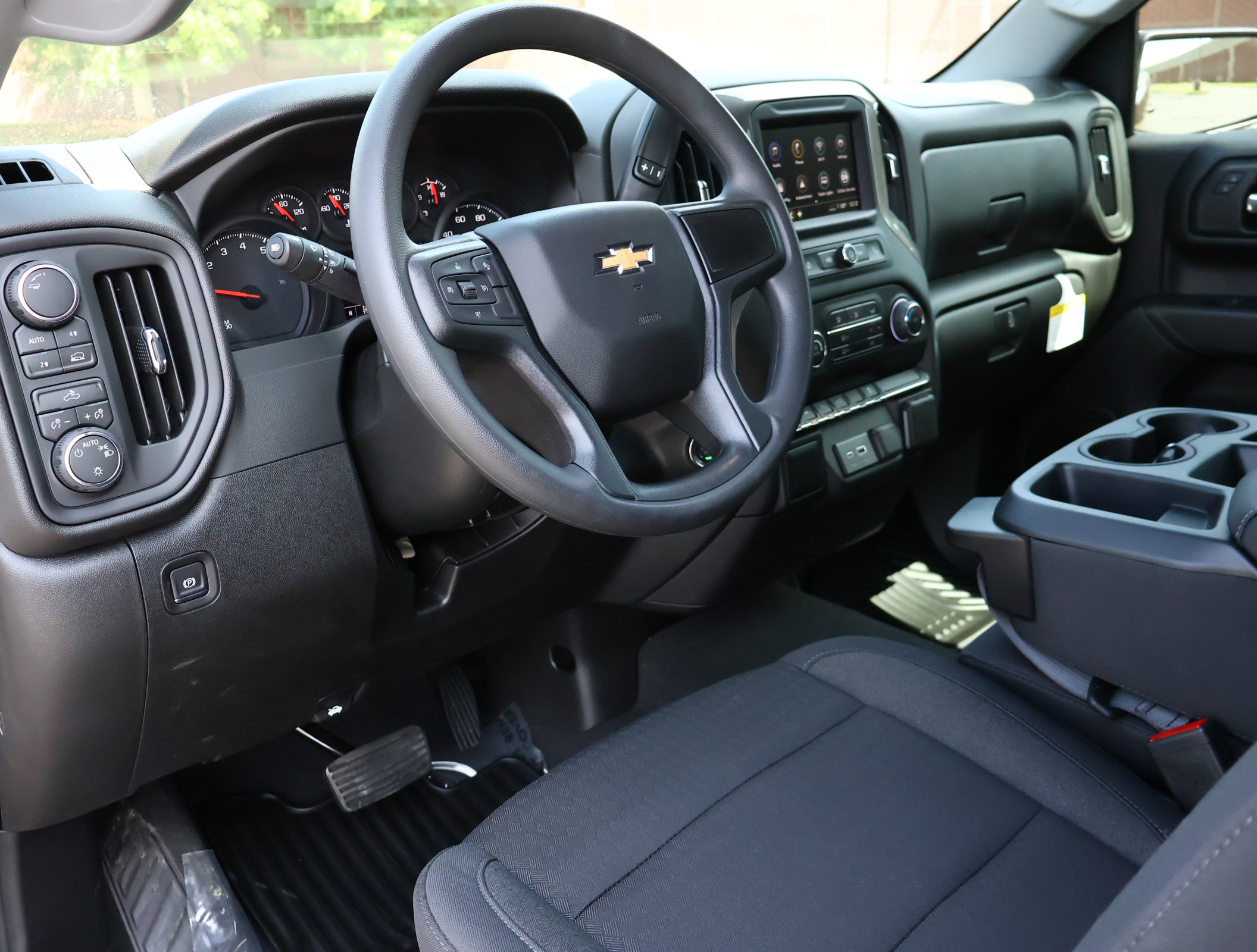 New 2026 Chevrolet Silverado 1500 Custom AWD/4WD image 3