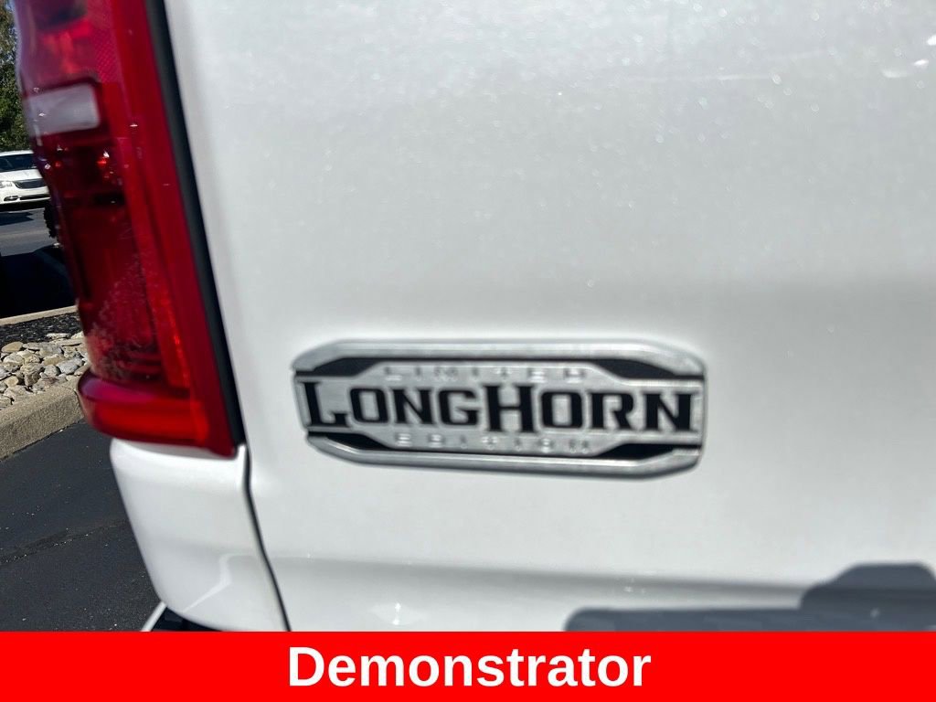 New 2025 RAM 1500 Limited w/ Off Road Group image 15