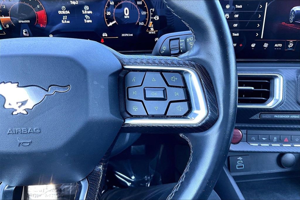 Used 2025 Ford Mustang Premium image 17