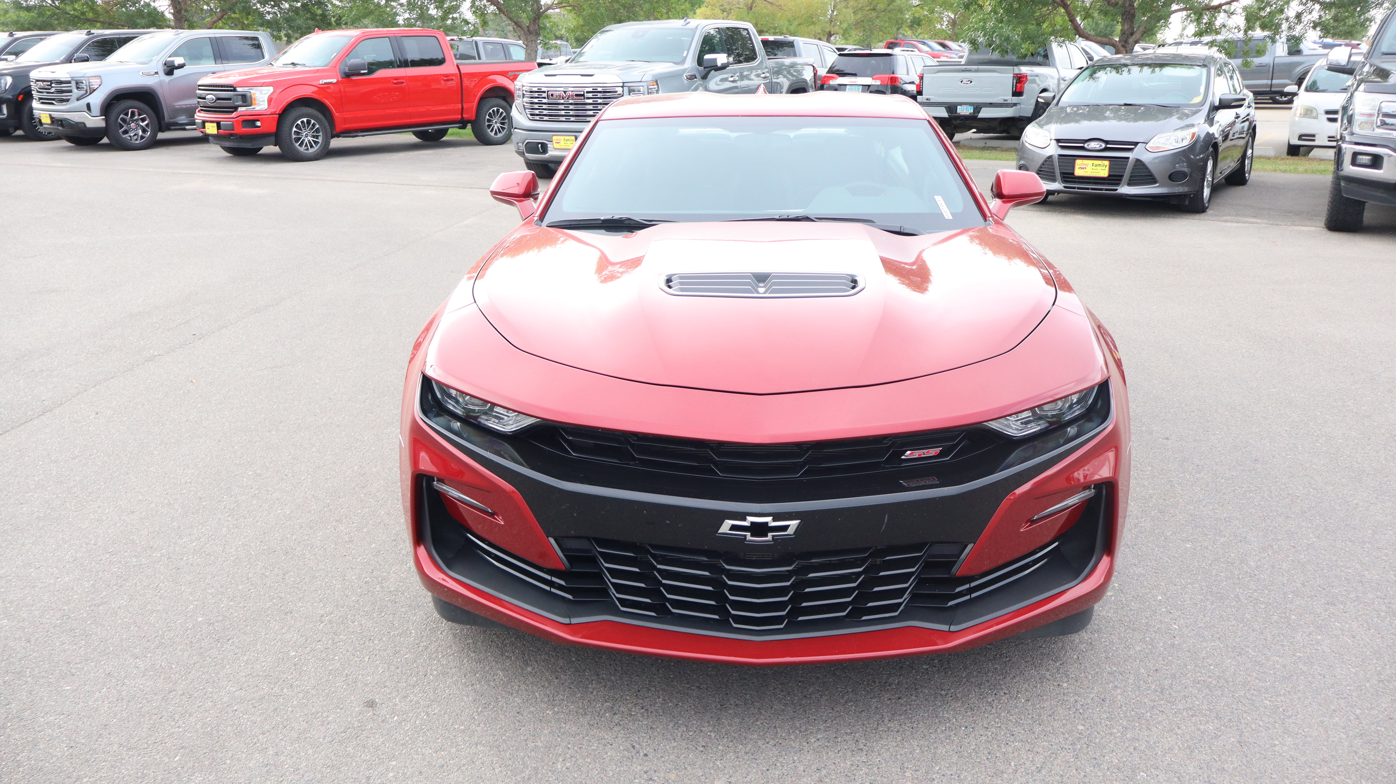 Used 2019 Chevrolet Camaro SS RWD image 2
