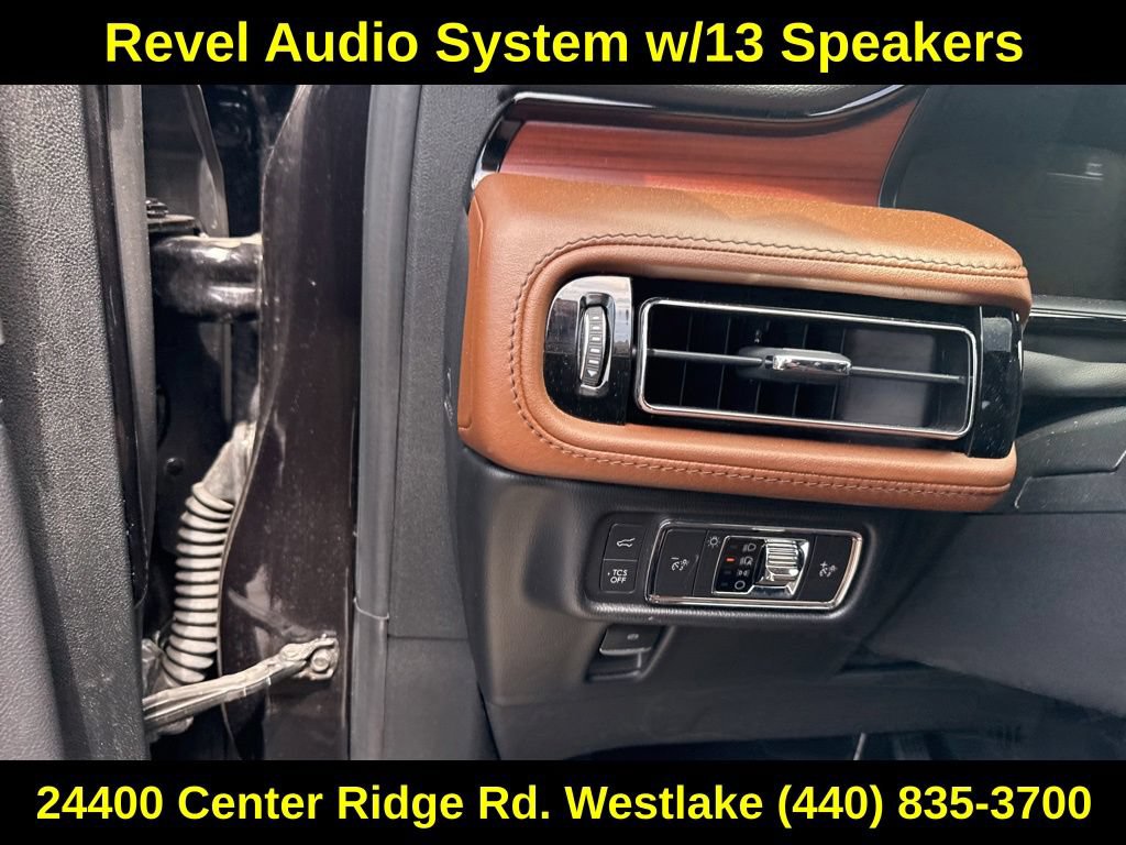 Used 2022 Lincoln Nautilus Reserve AWD/4WD image 16
