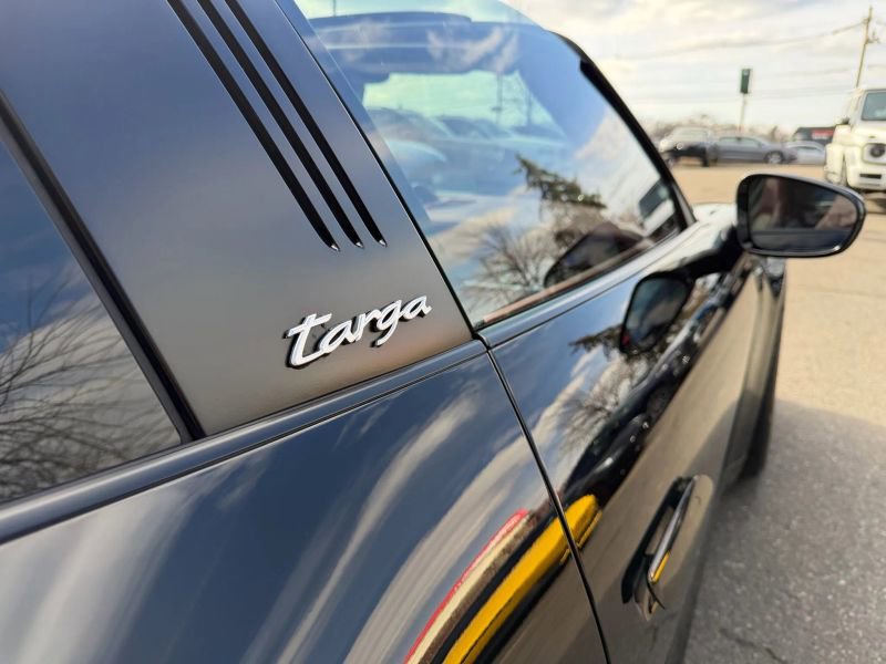 Used 2022 Porsche 911 Targa 4S w/ Premium Package image 26