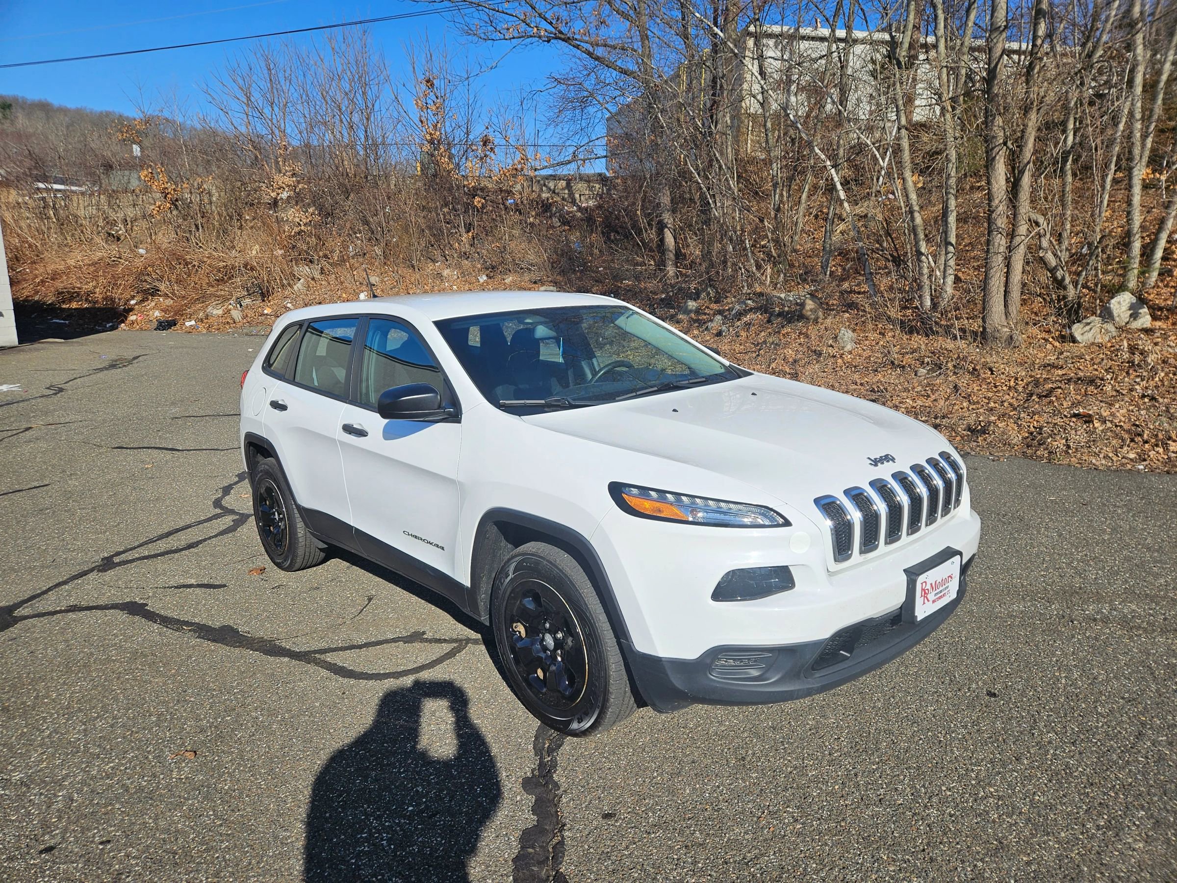 Used 2017 Jeep Cherokee Sport w/ Safety Group image 3