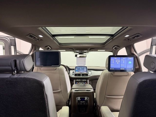 Used 2021 GMC Yukon SLT w/ SLT Premium Package image 33