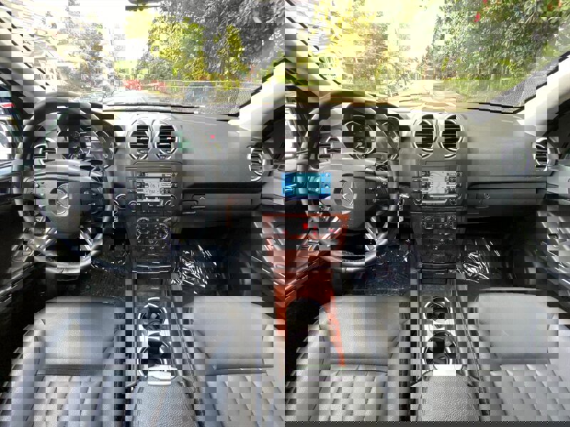 Used 2007 Mercedes-Benz ML 500 4MATIC image 13