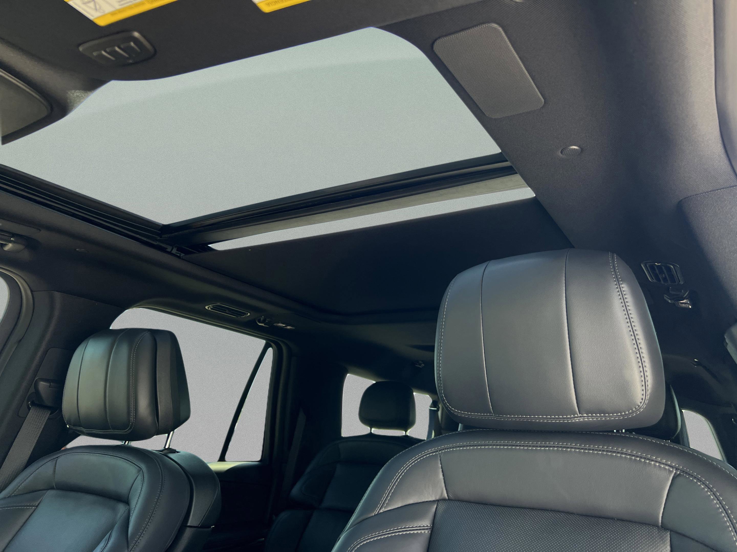 New 2025 Lincoln Navigator L Reserve w/ Jet Appearance Package image 21