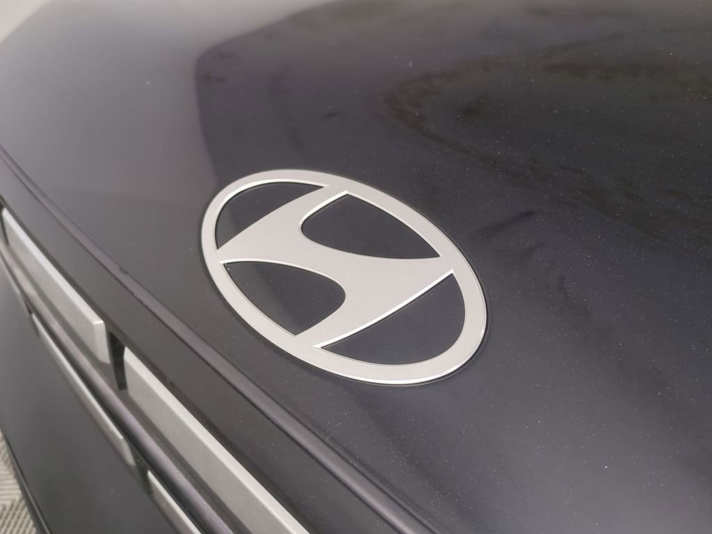 Certified 2026 Hyundai Santa Fe SE image 13