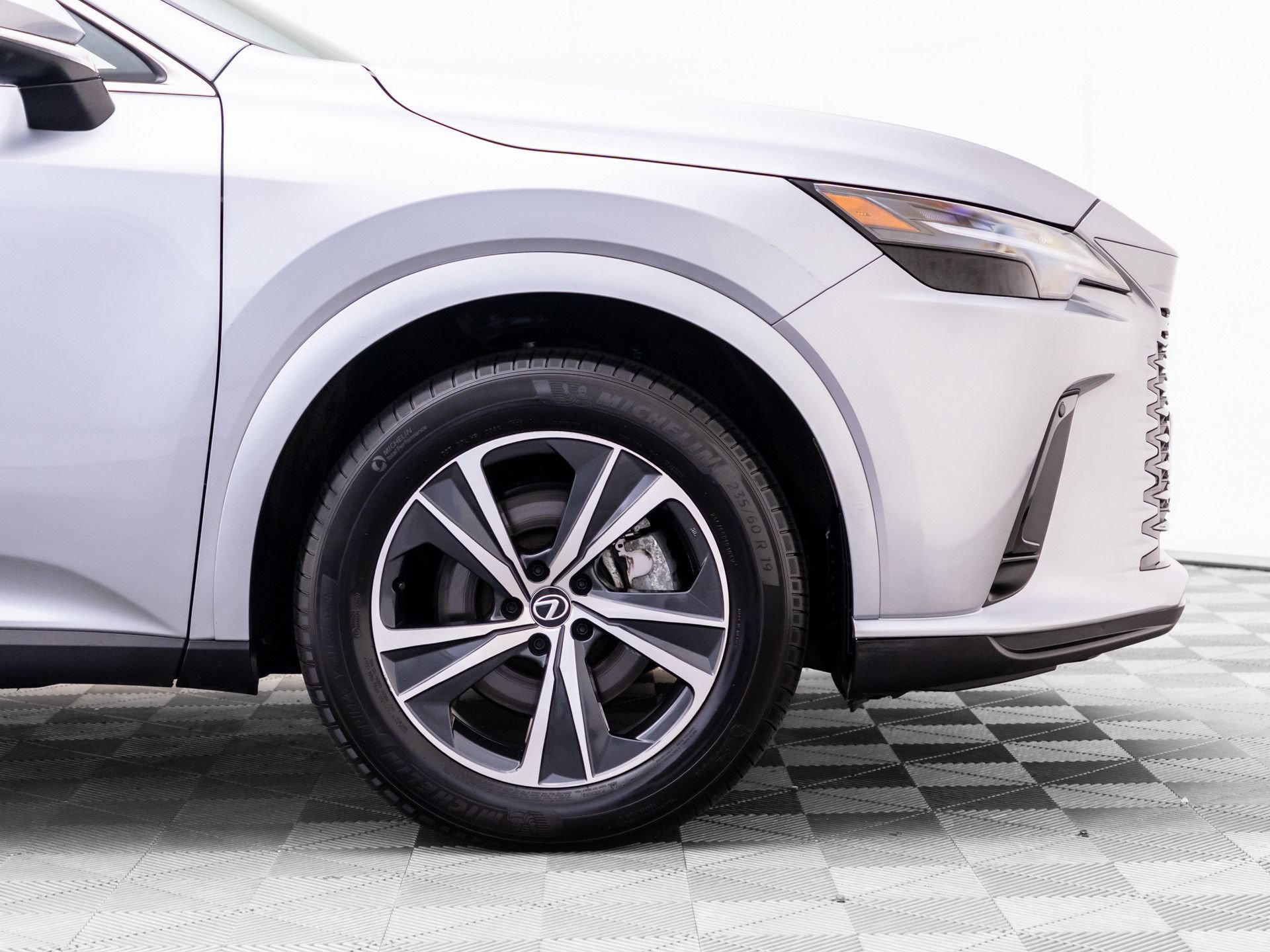 Used 2023 Lexus RX 350 Premium w/ Accessory Package AWD/4WD image 36
