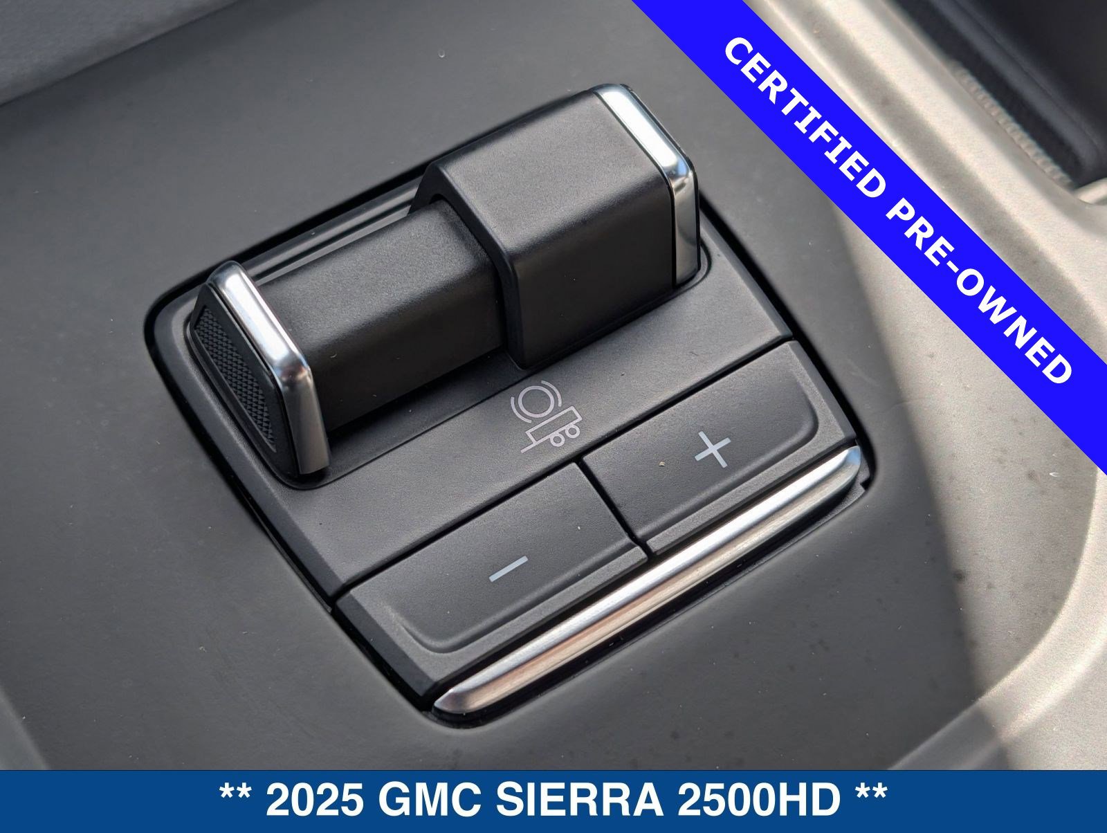 Used 2025 GMC Sierra 2500 Denali w/ Denali Reserve Package AWD/4WD image 33