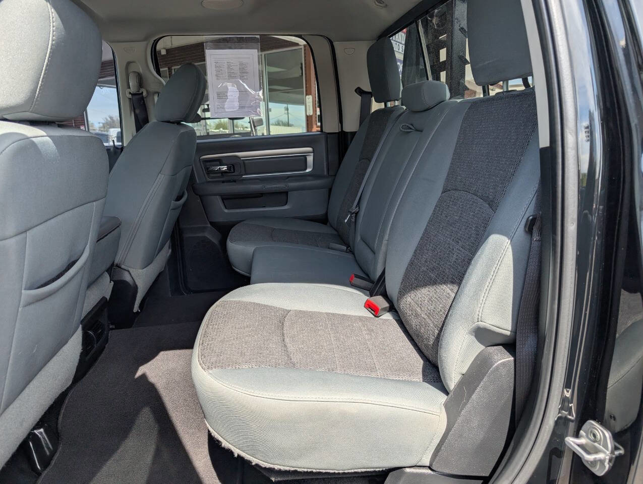 Used 2015 RAM 2500 SLT w/ Luxury Group AWD/4WD image 12