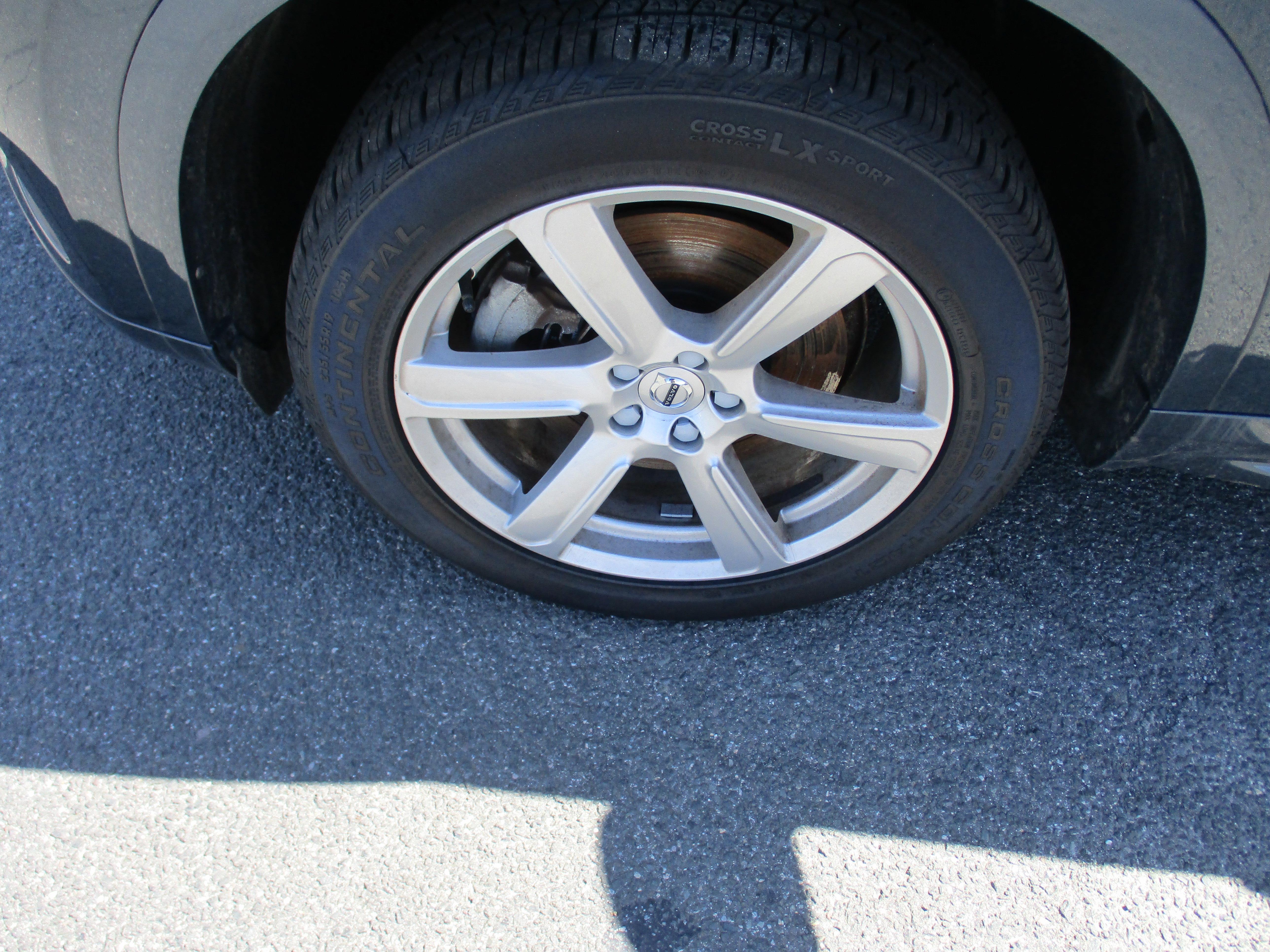 Certified 2023 Volvo XC90 B5 Core w/ Climate Package AWD/4WD image 9