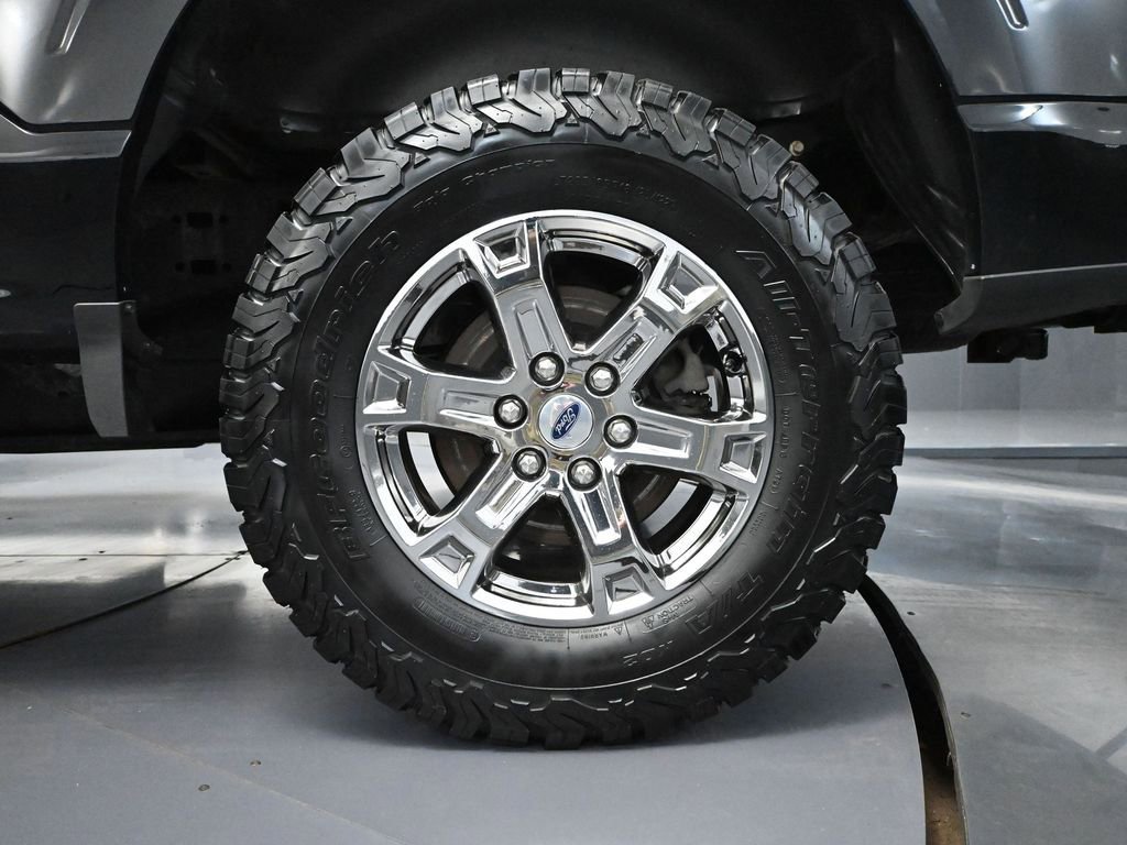 Used 2022 Ford F150 XLT w/ Equipment Group 302A High image 16