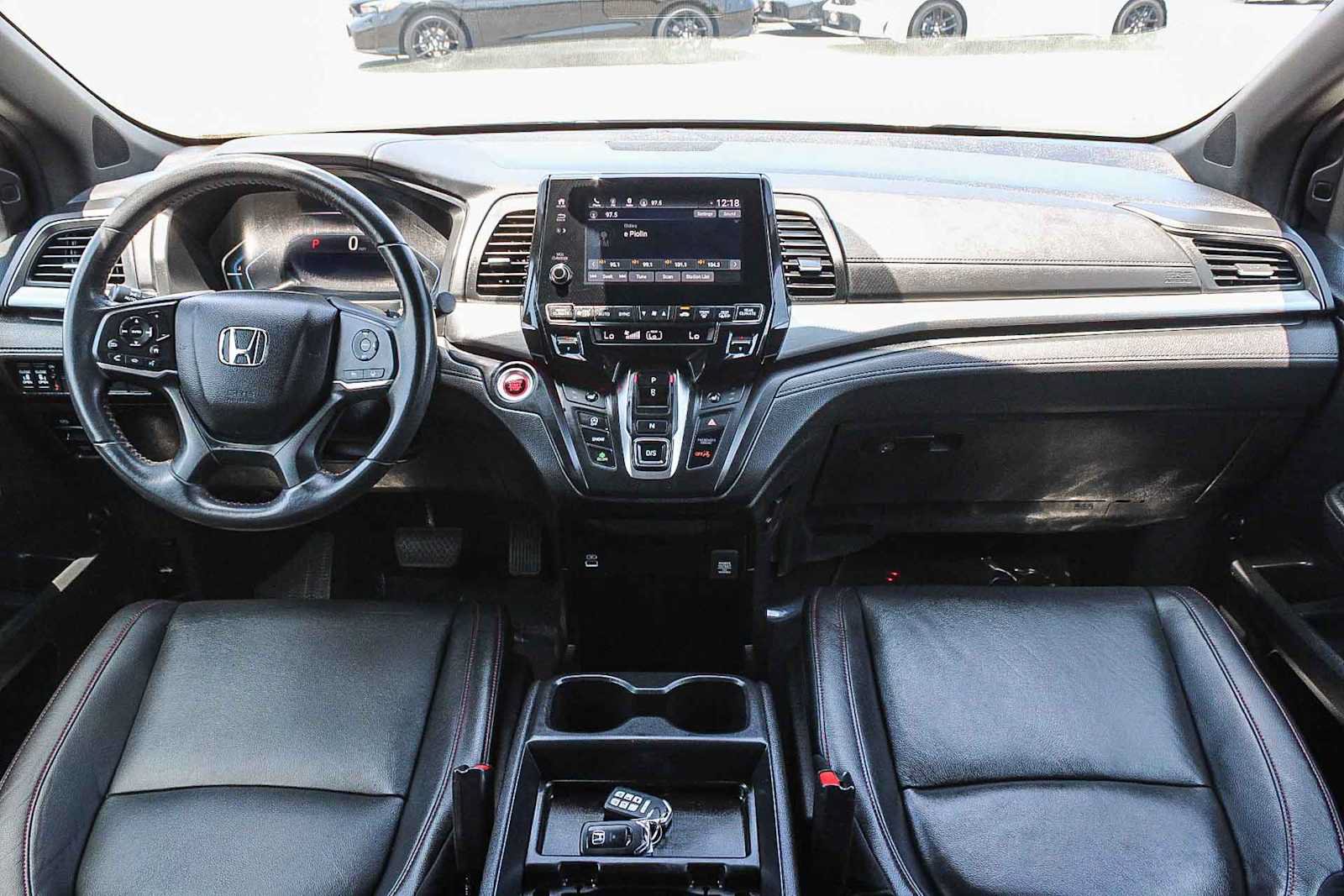 Used 2024 Honda Odyssey Sport image 12