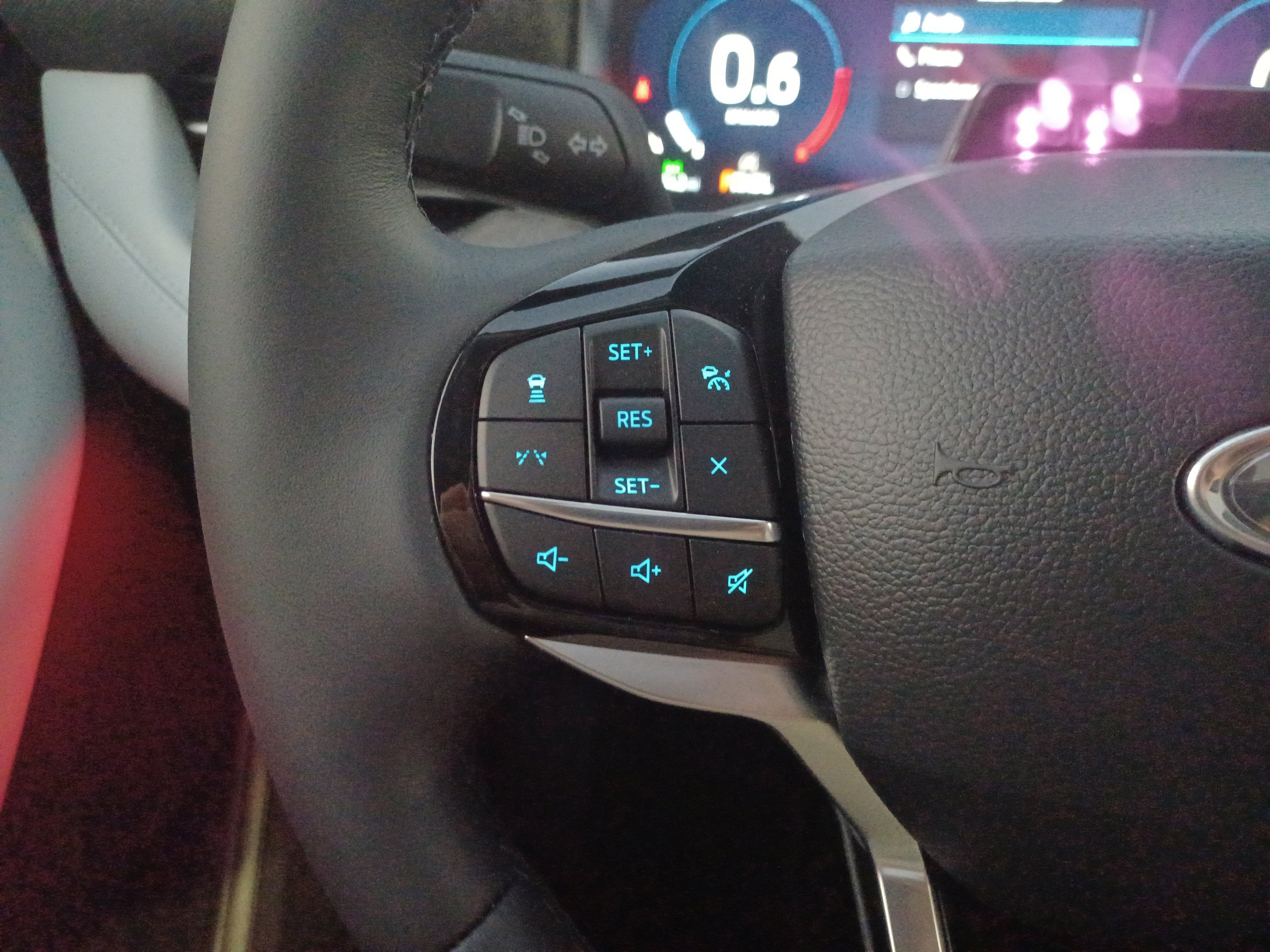 New 2025 Ford Explorer Platinum w/ Ultimate Package image 24