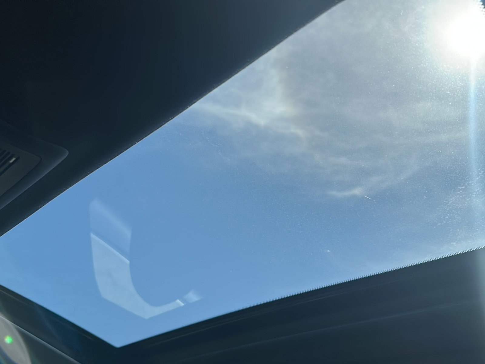 New 2025 MAZDA MAZDA3 Carbon image 27