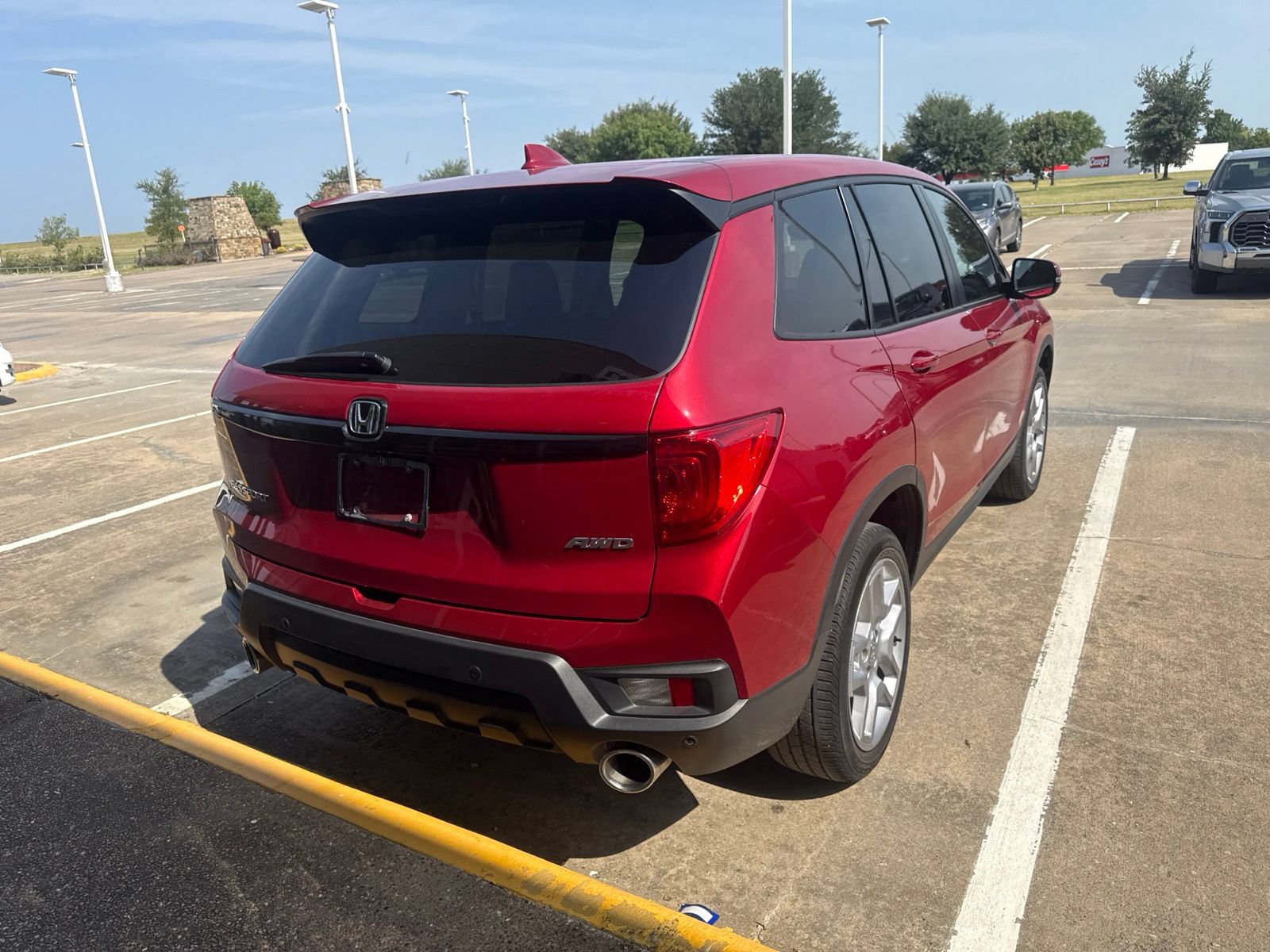 Used 2025 Honda Passport EX-L image 7