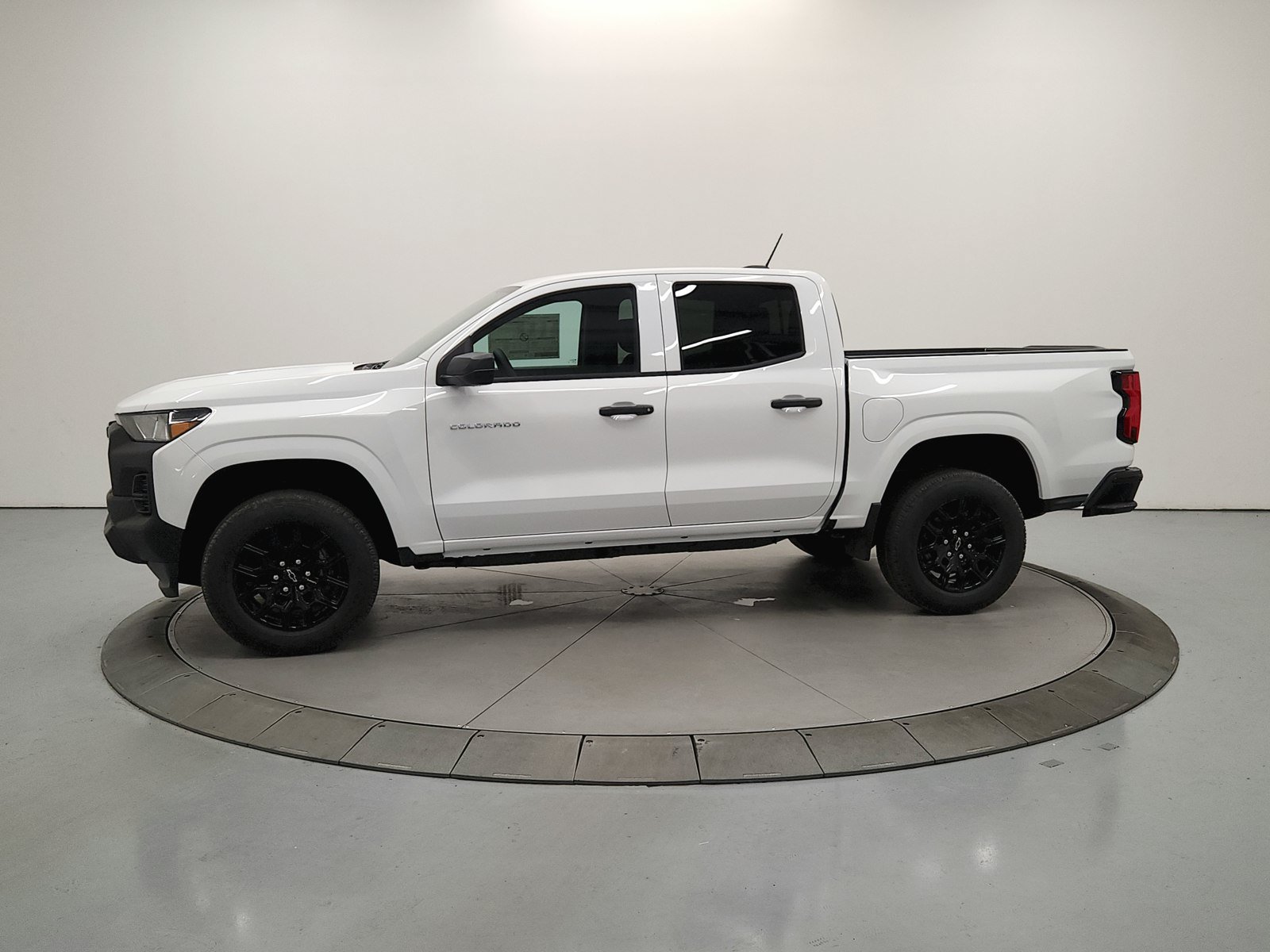 New 2026 Chevrolet Colorado W/T w/ WT Custom Package RWD image 5