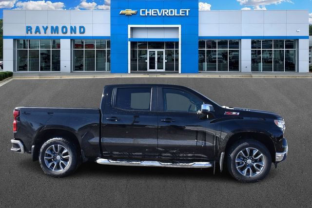 New 2026 Chevrolet Silverado 1500 LT image 2