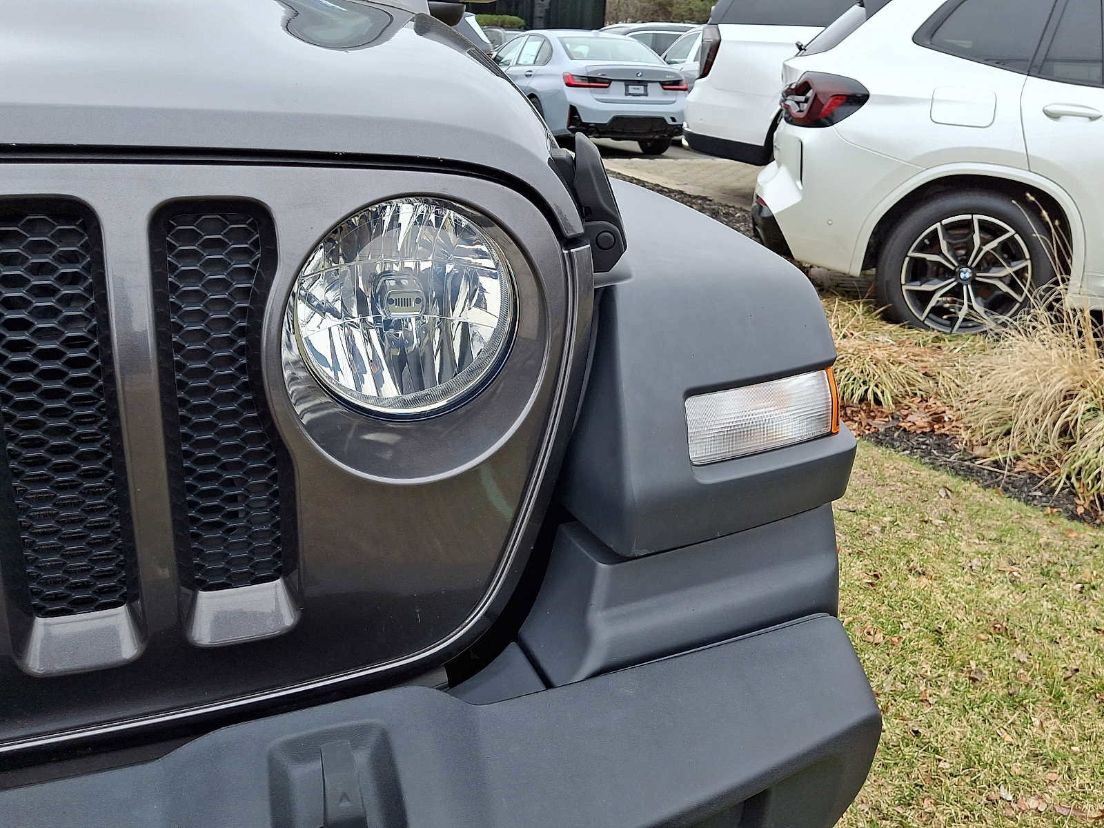 Used 2018 Jeep Wrangler Unlimited Sport S image 11