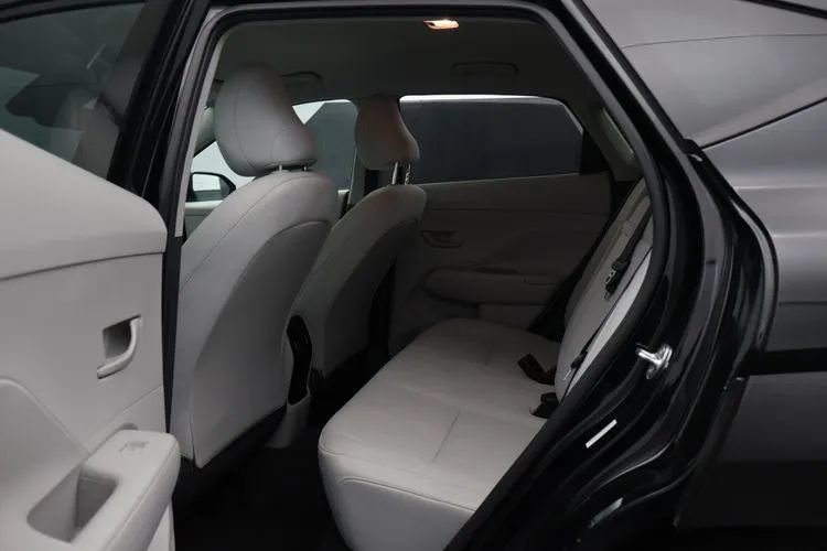 Used 2025 Hyundai Kona SEL FWD image 15
