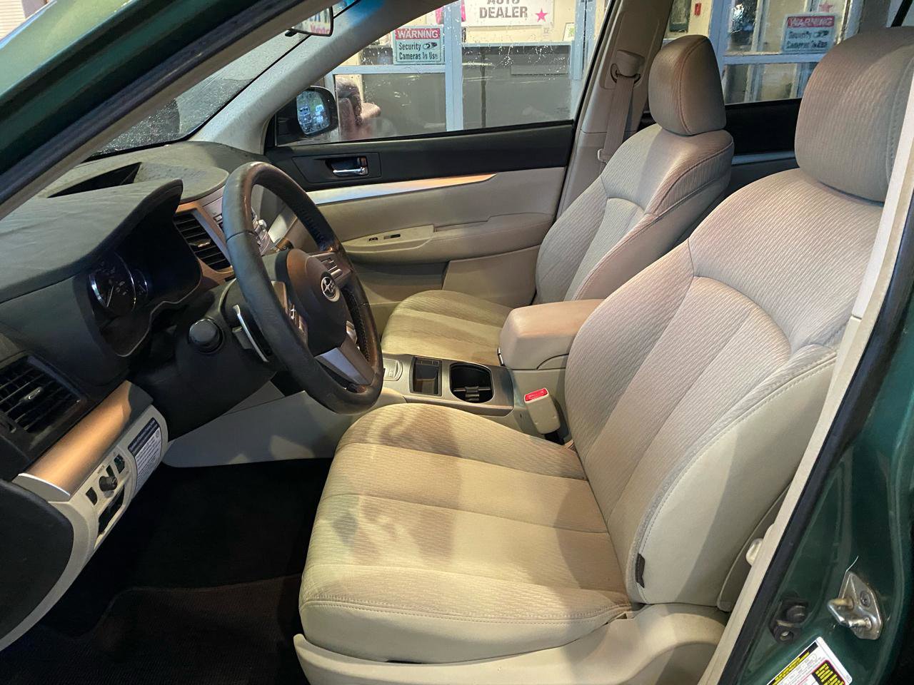 Used 2011 Subaru Outback 2.5i Premium AWD/4WD image 12