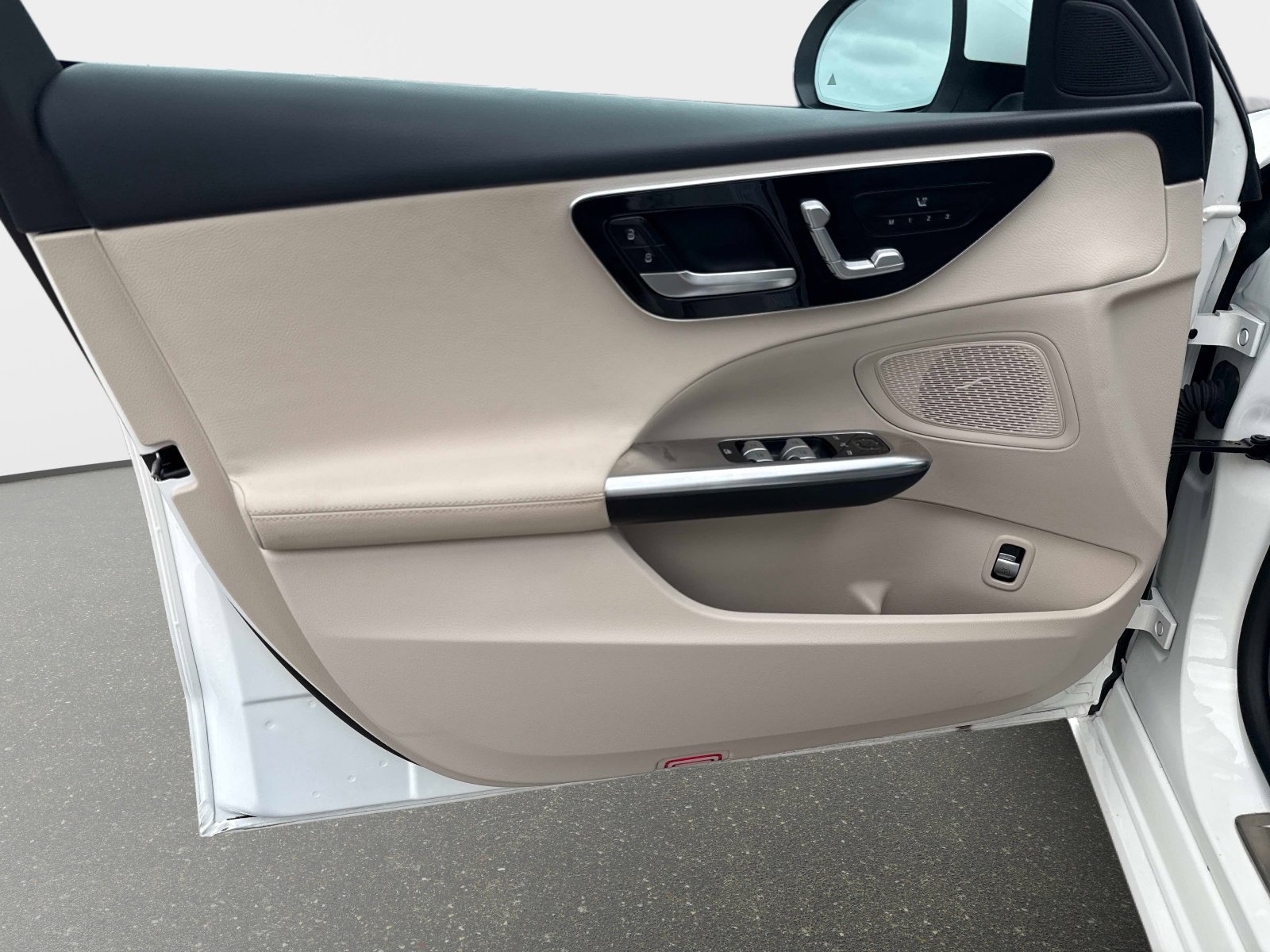 Certified 2023 Mercedes-Benz C 300 Sedan w/ Exclusive Trim Package image 16