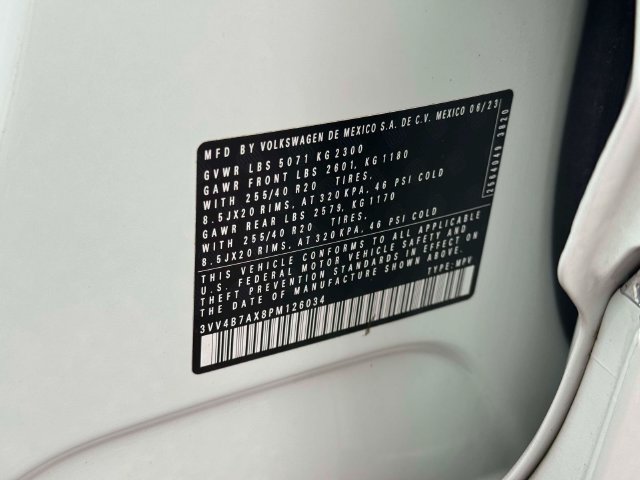 Certified 2023 Volkswagen Tiguan SEL R-Line AWD/4WD image 11